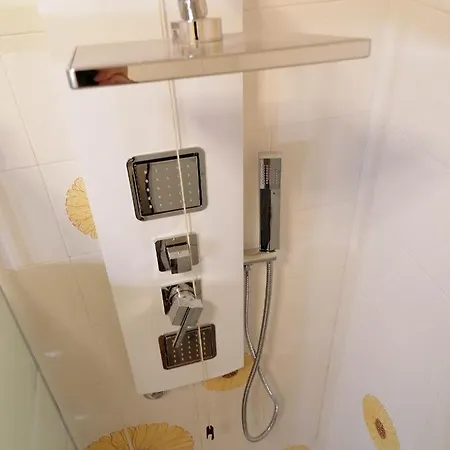 Mare Con Terrazza San Bartolomeo Al Mare