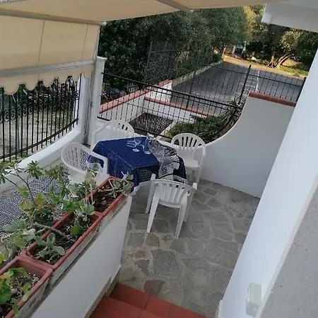 Alloggio Con Terrazza Mare Verde Apartmán